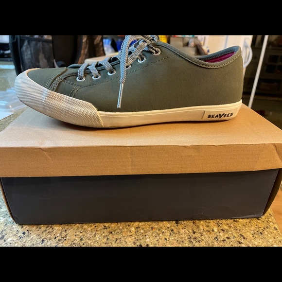 SeaVees army issue sneakers - Picture 1 of 4